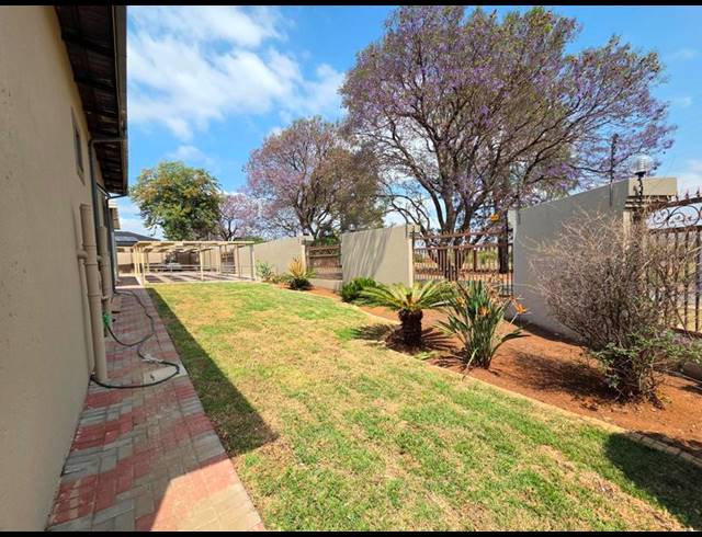 2 BEDROOM PROPERTY TO RENT IN ERASMIA